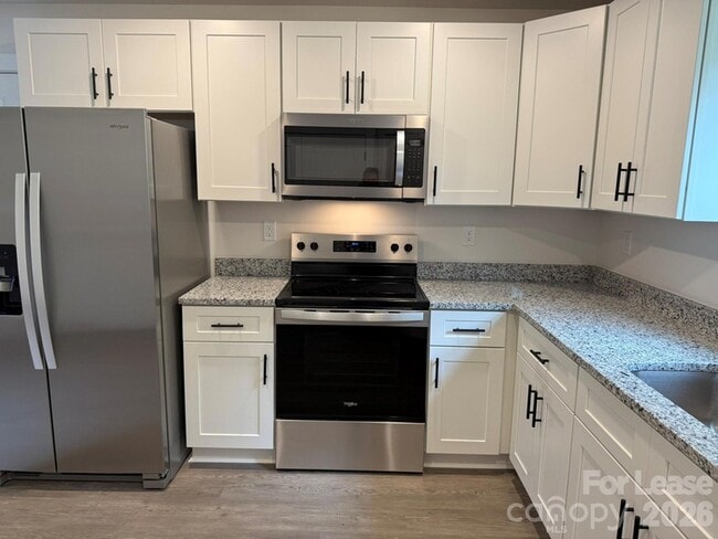 Building Photo - 144 33rd St NW