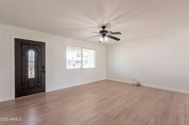 Building Photo - 6808 E Loma Land Dr