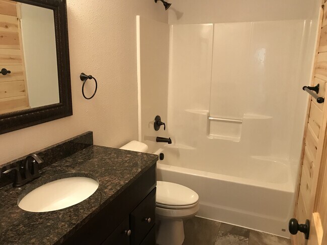 Building Photo - Guptill Apartments at Misty Creek