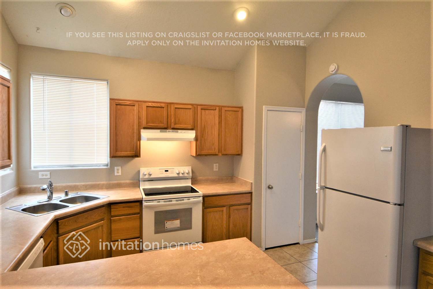 Building Photo - 6770 W Citrus Way