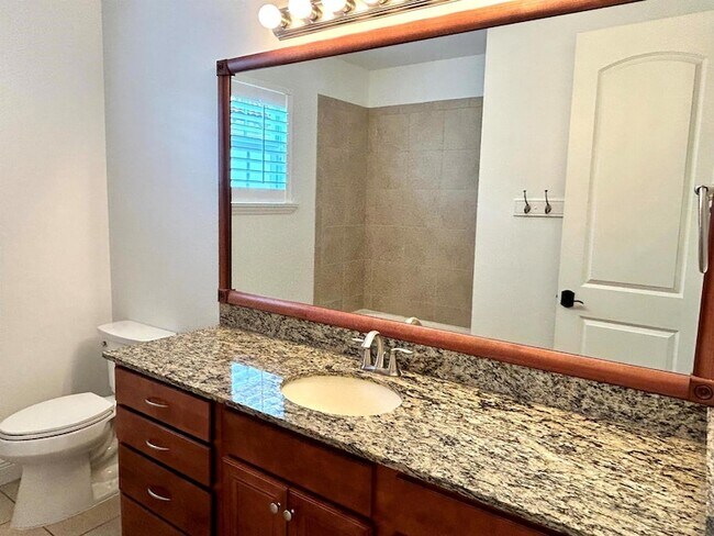 Building Photo - 2024 Foxtail View Ct