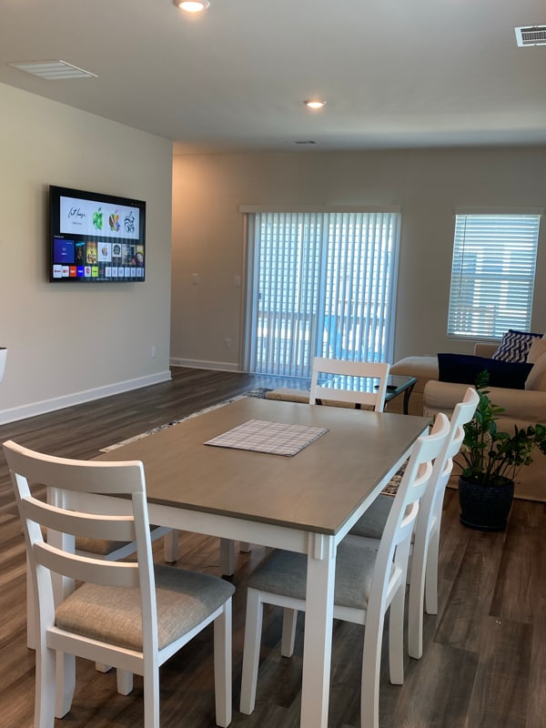 Building Photo - 7116 Bryce Ave