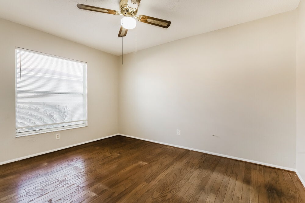 Building Photo - 1909 Chablis Ct