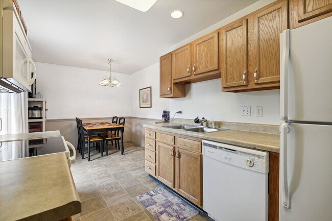 Building Photo - Charming 3-Bedroom Home with Modern Comforts