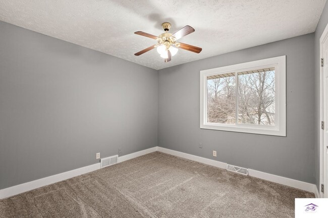 Building Photo - CAMDEN DUPLEX 11614-16