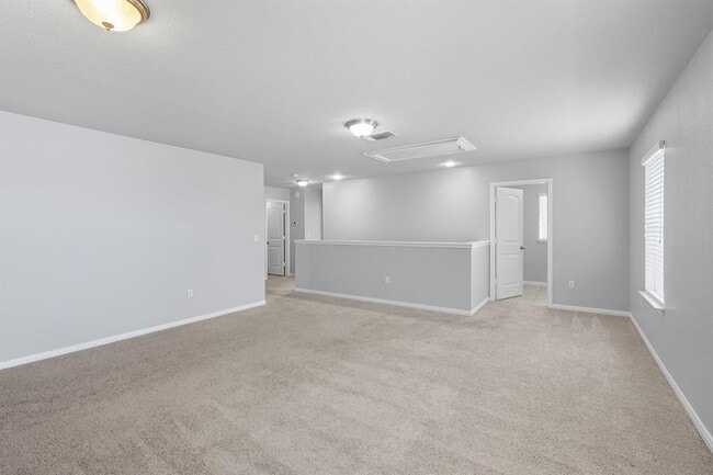 Building Photo - 261 Northern Flicker St