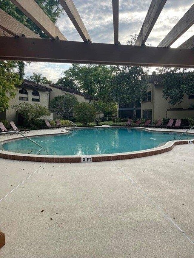 Building Photo - 1236 St Tropez Cir