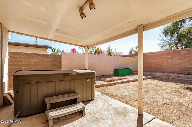 Building Photo - 1941 E Pegasus Dr