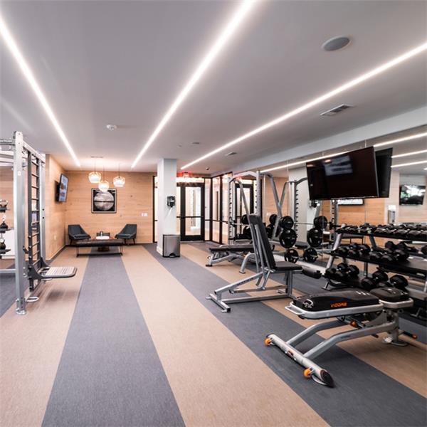 Building Photo - 1300 W 5th St