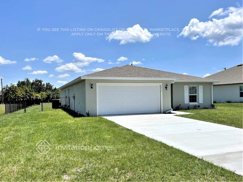 Building Photo - 16314 Minorca Dr