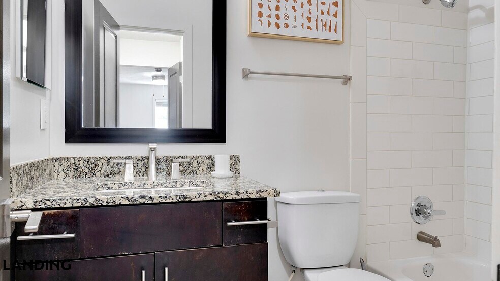 Building Photo - 2745 Holcomb Bridge Rd