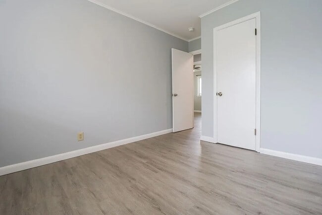 Building Photo - Updated and Modernized 3-Bedroom Home in Tulsa