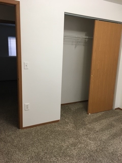 Building Photo - 1506 E Desmet Ave