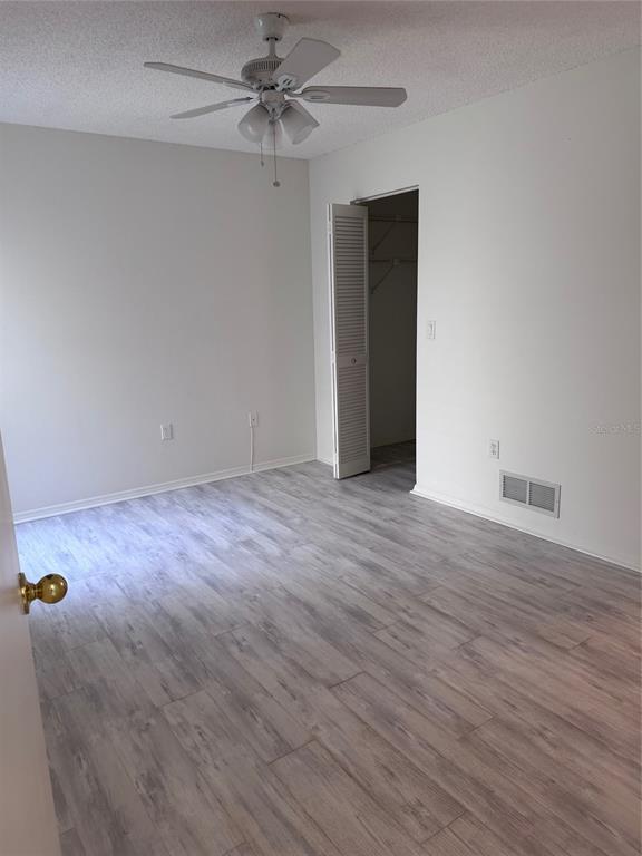 Building Photo - 220 Chartley Ct N