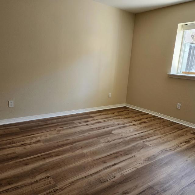 Building Photo - 4035 Bluff View Way