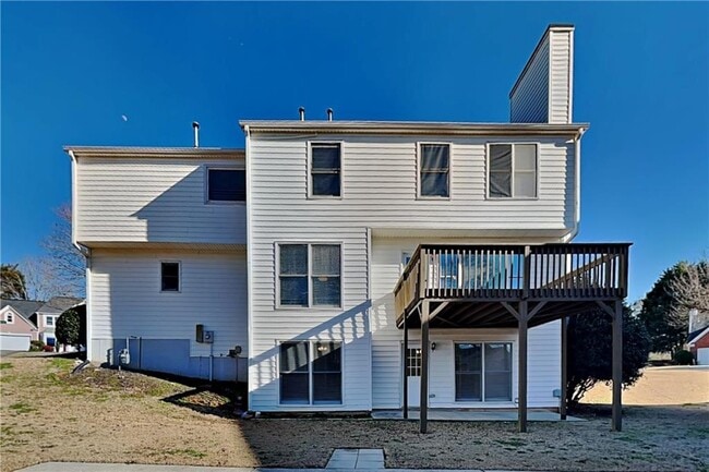 Building Photo - 2101 Chatou Pl