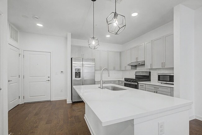 Building Photo - Modern Living in The Nations