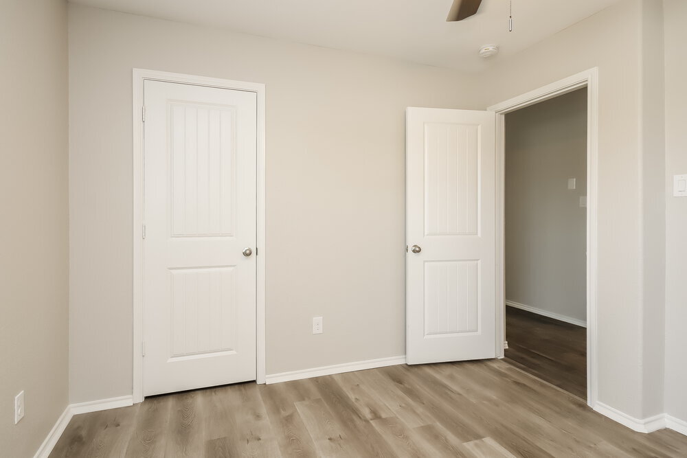 Building Photo - 8102 Rose Petals Ln
