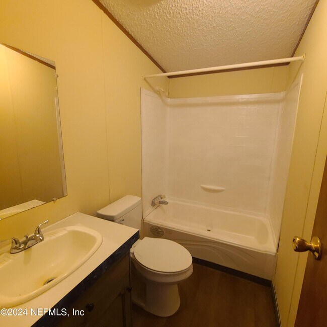 Building Photo - 200 Amberjack St