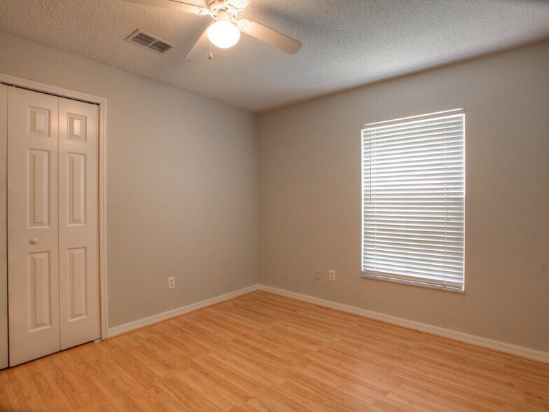 Building Photo - 1316 Whitewood Way