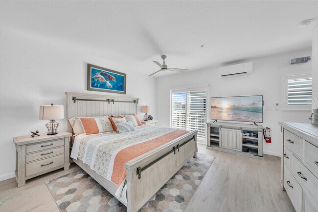 Building Photo - 10877 Overseas Hwy