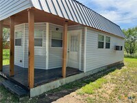 Building Photo - 140 Hollow Pass Ln