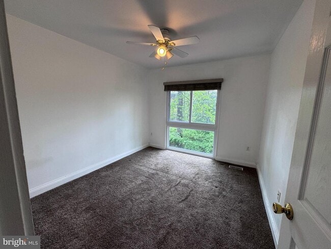 Building Photo - 3034 Sugar Ln