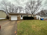 Building Photo - Adorable 3-Bedroom Home with Modern Comfor...