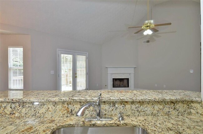 Building Photo - 2865 Cressington Bend NW