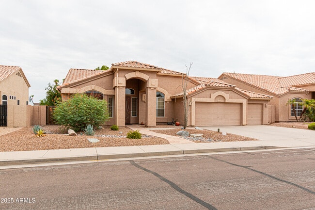 Primary Photo - 6321 W Linda Ln