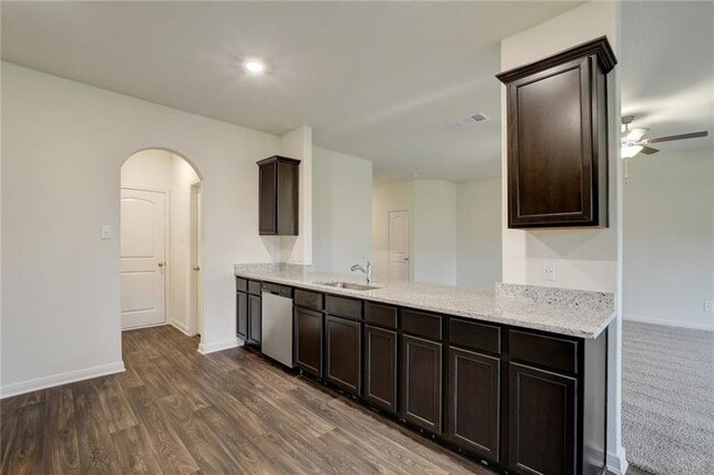 Building Photo - 1302 Amy Dr