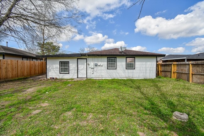 Building Photo - 2708 Morningside Ln