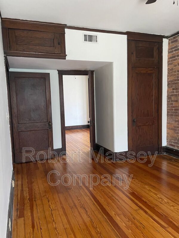 Building Photo - 2004 Cherokee Pkwy