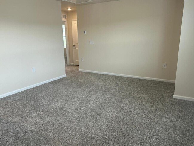 Building Photo - 552 Campbell Rdg Pl