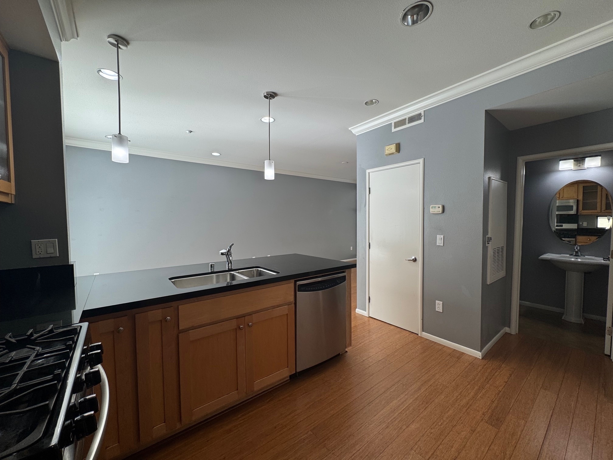 Building Photo - 144 City Limits Cir