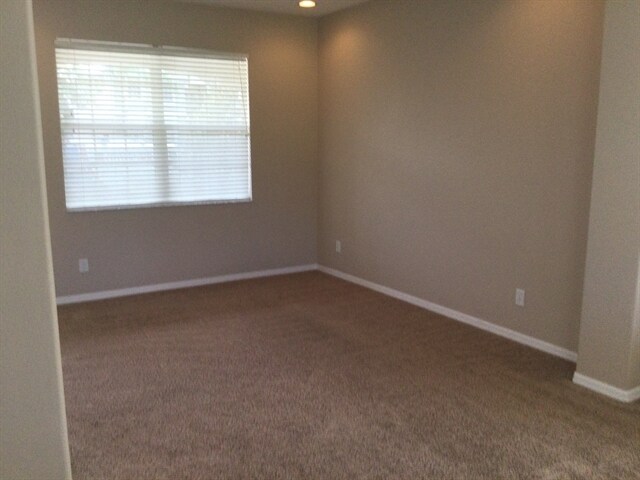 Building Photo - 9221 Lost Mill Dr