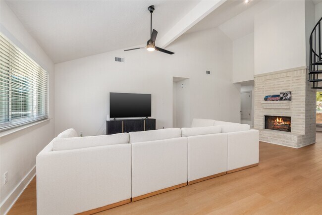 Building Photo - 12411 Ravens Mate Dr