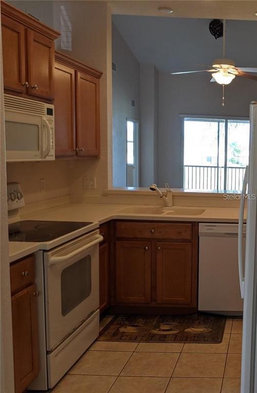 Building Photo - 803 Fairwaycove Ln