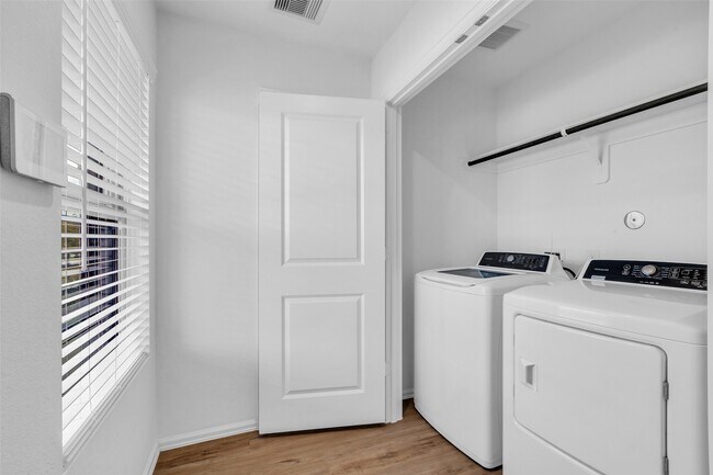 Building Photo - 18654 Gravago Ln