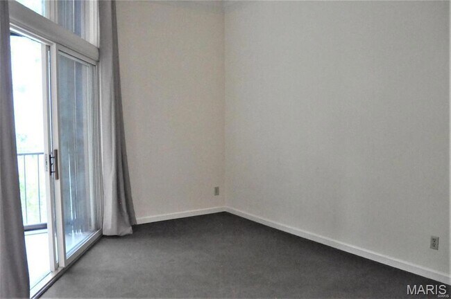 Building Photo - 4540 Laclede Ave
