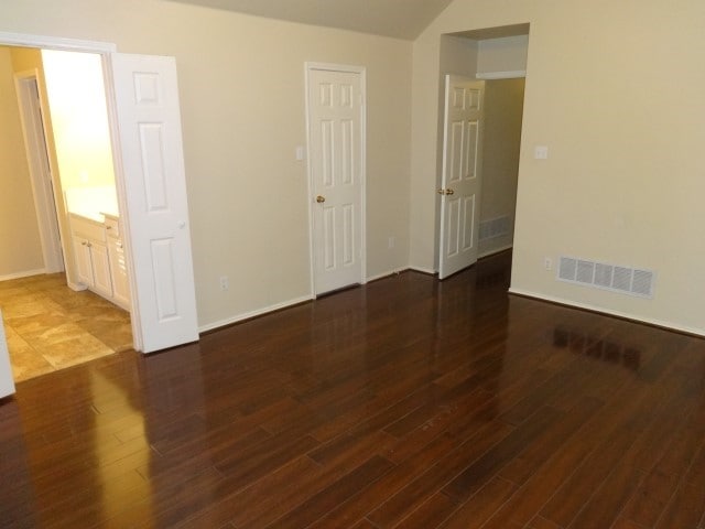 Building Photo - 5433 Crystal Ct