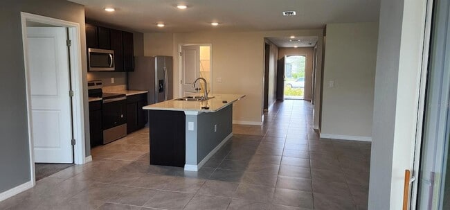 Building Photo - 16778 Carlton Pond St