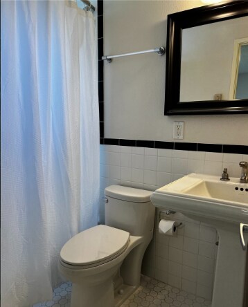 Building Photo - 604 N 3rd St