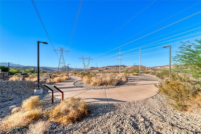 Building Photo - 969 Marigold Ct