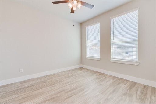 Building Photo - 1741 Cove Cres Ct