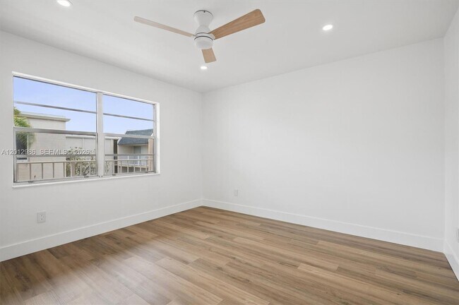 Building Photo - 7775 SW 86th St