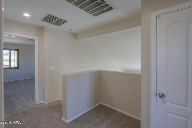 Building Photo - 39147 N Luke Ln