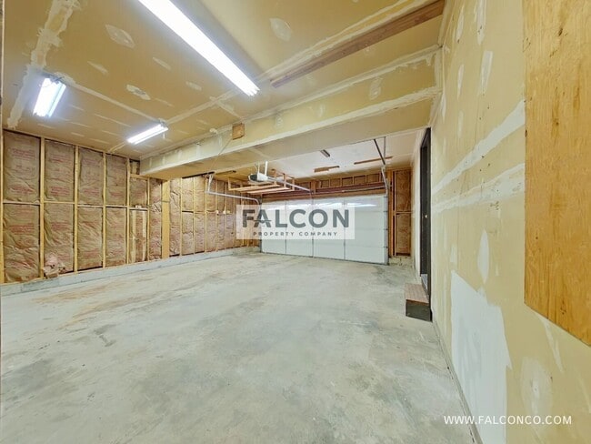 Building Photo - 6010 Mach 1 Dr.-