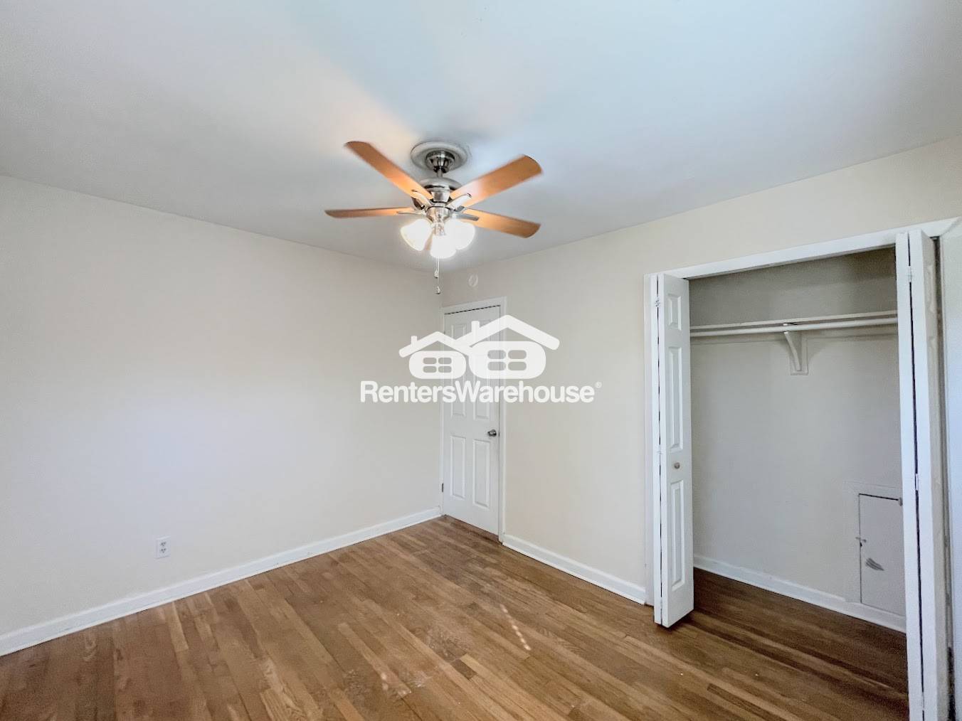 Building Photo - 1121 Sherry Ave