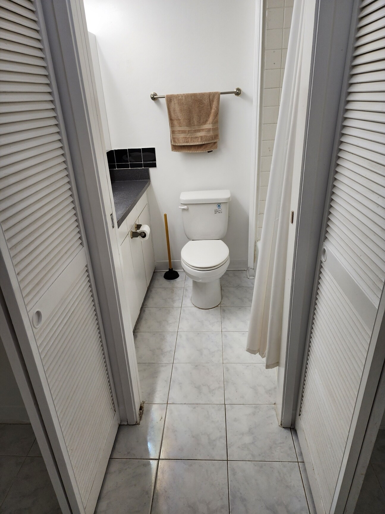 Building Photo - 1560 Kanunu St